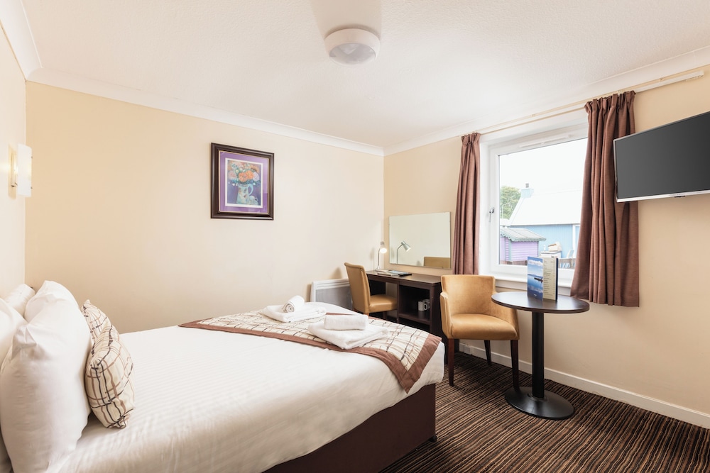 Double Room - Photo 13