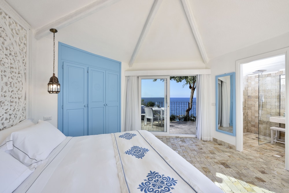 Superior Room, Sea View - Photo 1
