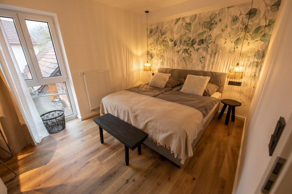 Holstein Apartment
