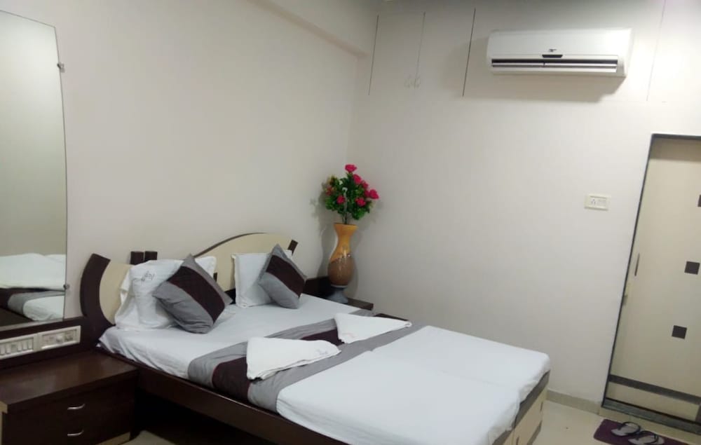 Triple A/C Room