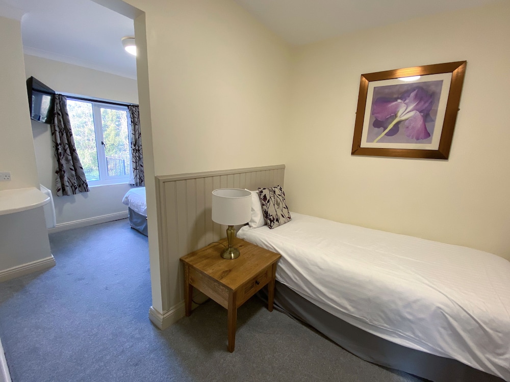 Family Room, Multiple Beds, Non Smoking photo 3