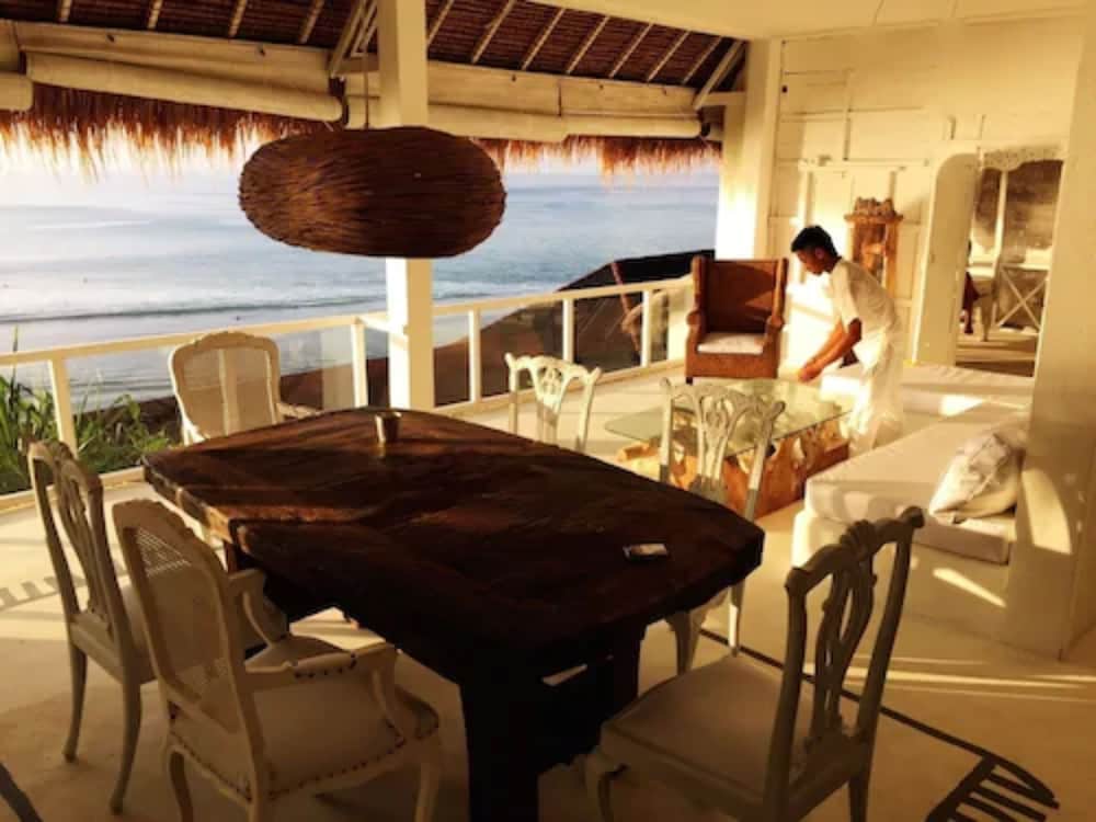 Deluxe Apartment, 3 Bedrooms, Beach View
