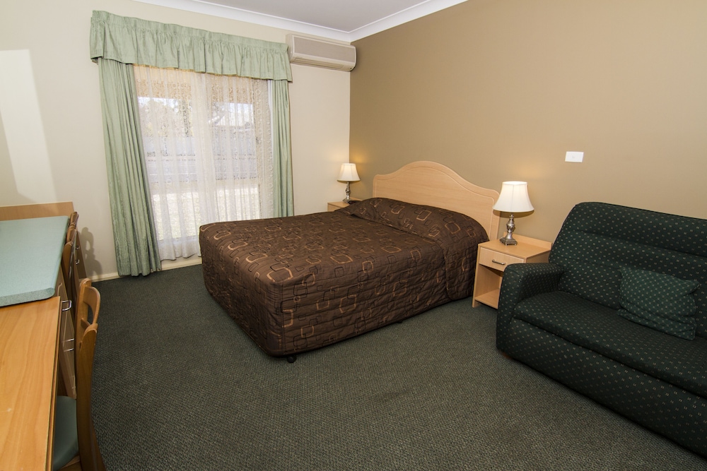 Deluxe Room, Non Smoking, Kitchenette (Deluxe 2 Bedroom Family) photo 3