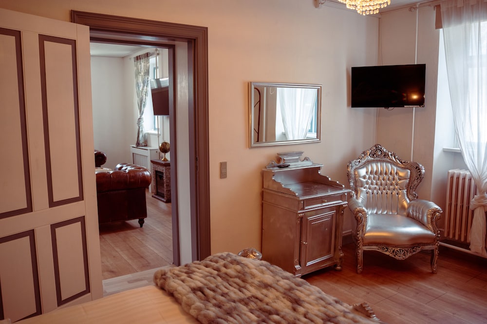 Deluxe Apartment, 2 Bedrooms, Annex Building photo 3