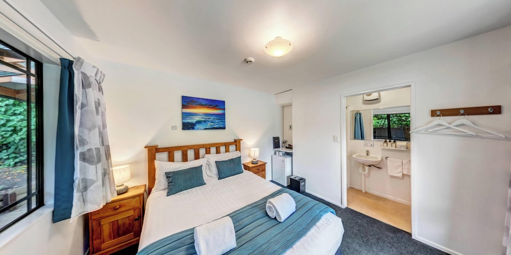 Bellbird Double Room photo 1