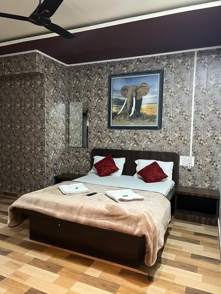 Standard Room photo 2