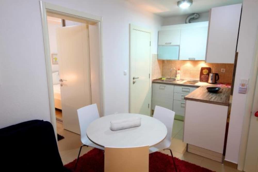 Comfort Apartment - Photo 4