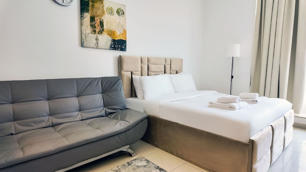 Comfort Studio, City View