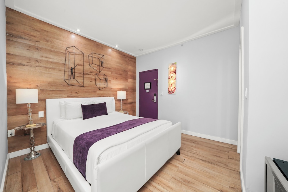 Junior King Suite - Photo 4