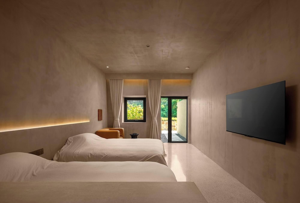 Luxury Twin Room, Resort View
