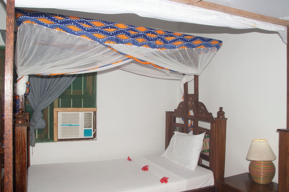 Economy Double Room, Multiple Bedrooms photo 1