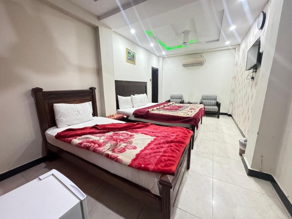 Deluxe Triple Room