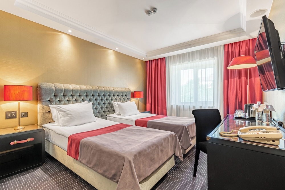 Business Twin Room