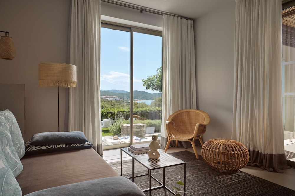 Residential 2 Bedroom Pool Villa