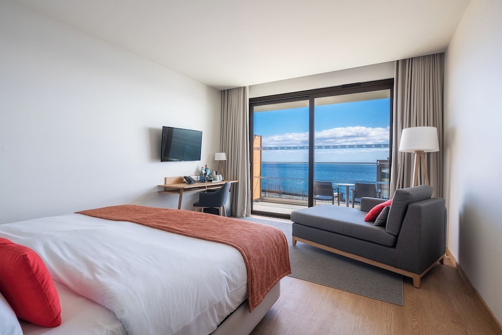 Deluxe Double Room, Balcony, Sea View - Photo 1