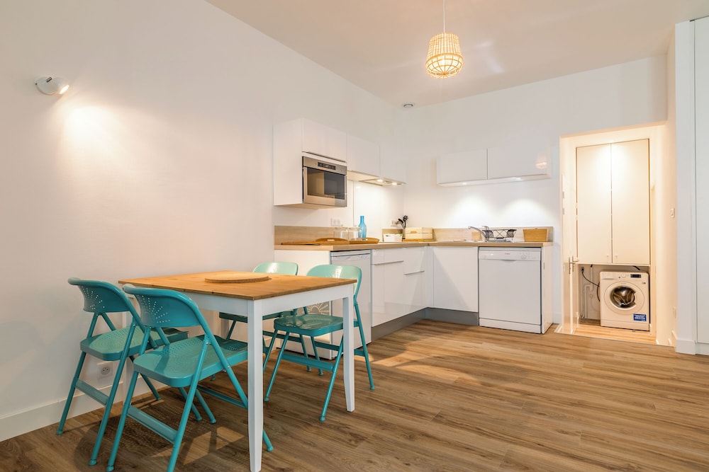 Classic Apartment thumbnail 6