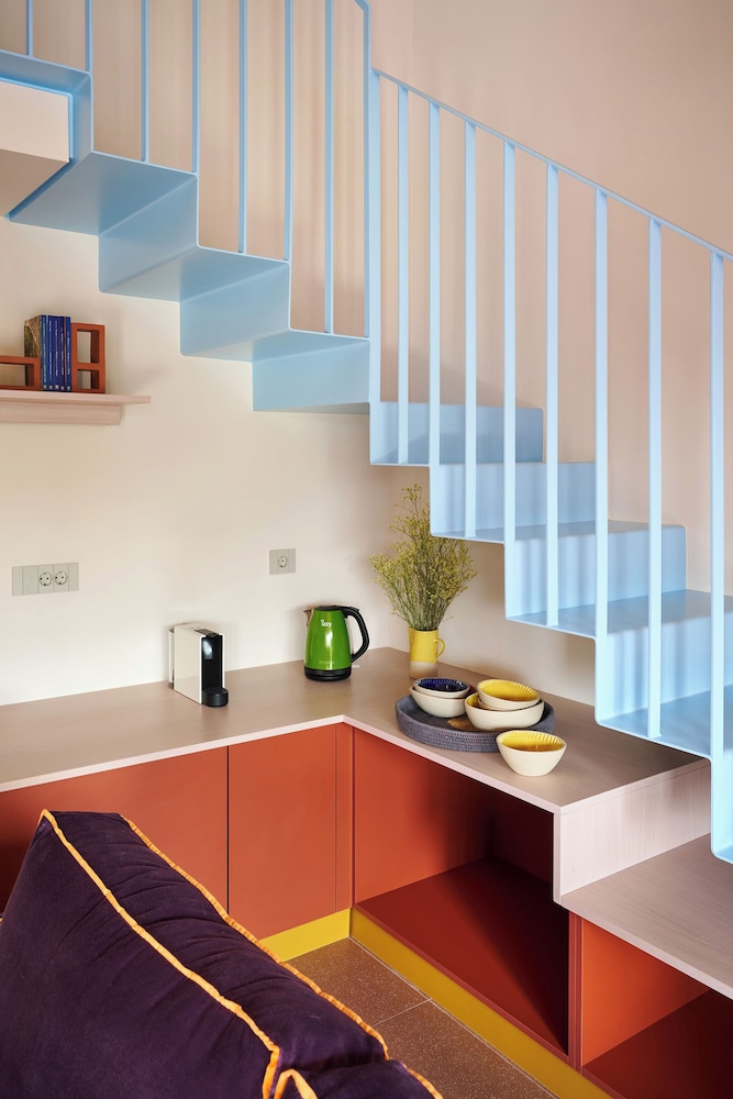 The Loom Attic Suite 402 photo 2