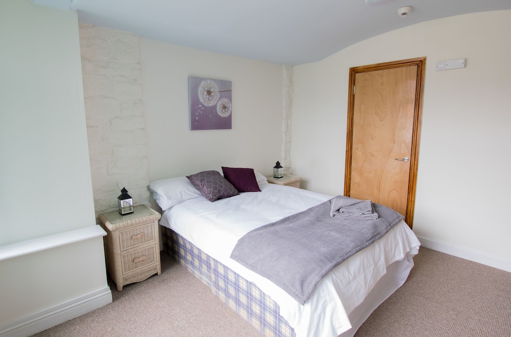 Basic Double Room, 1 Double Bed photo 2