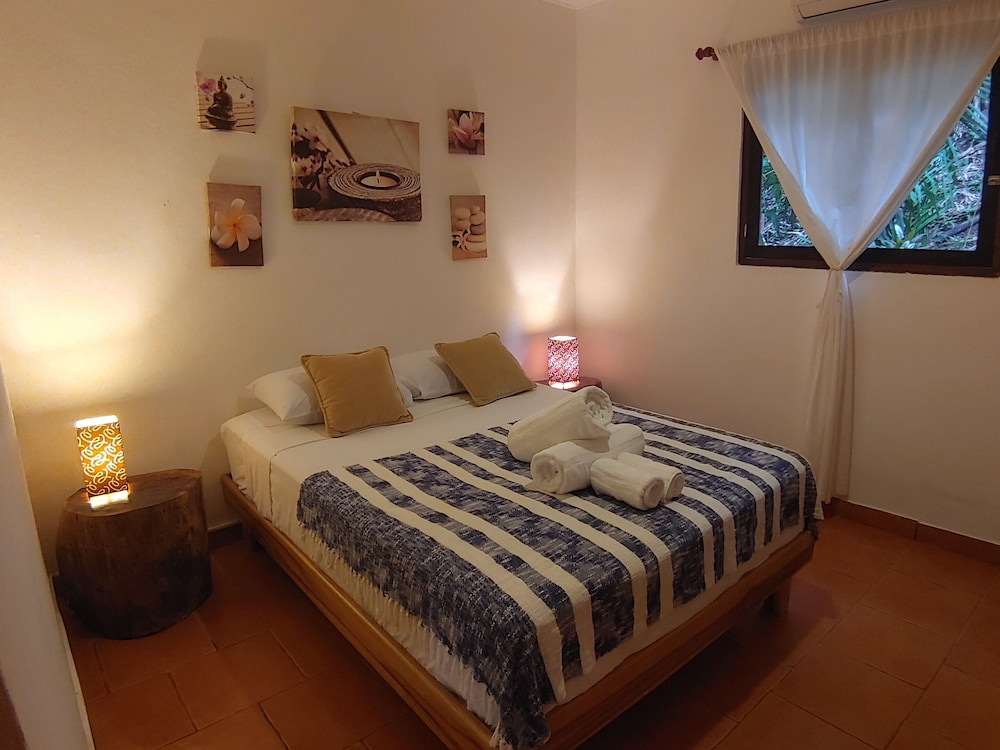 Family Apartment, 2 Bedrooms, Kitchen, Garden View