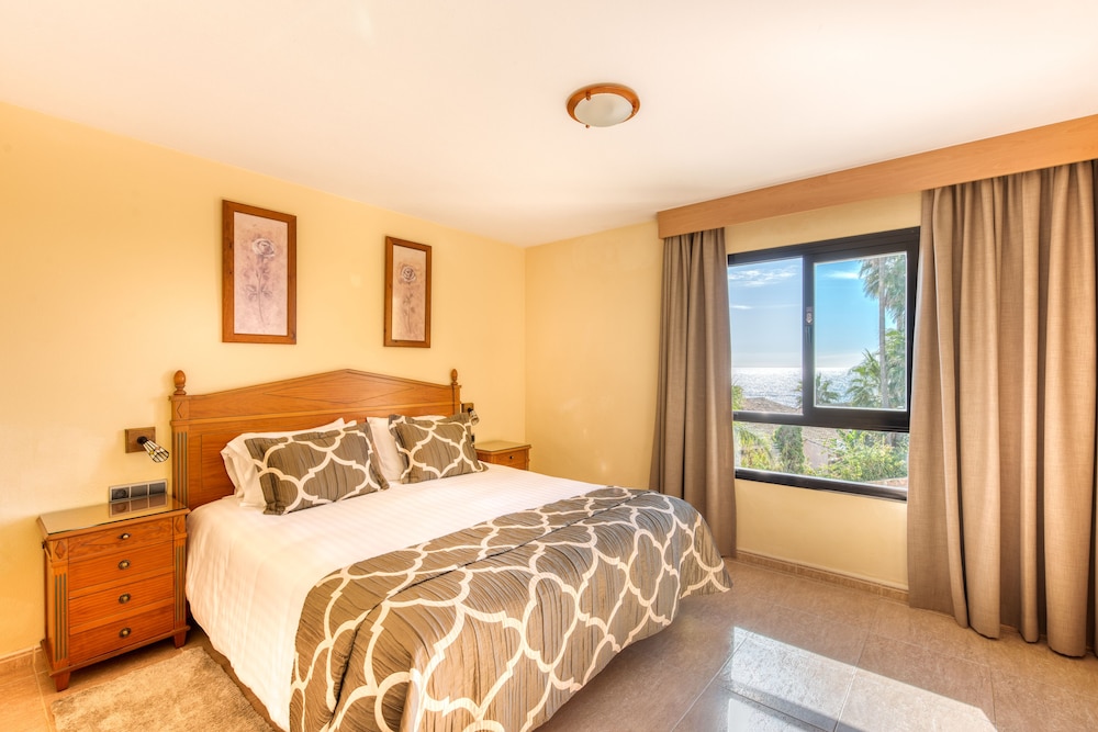 Classic Extra Two Bedroom Apartment photo 2