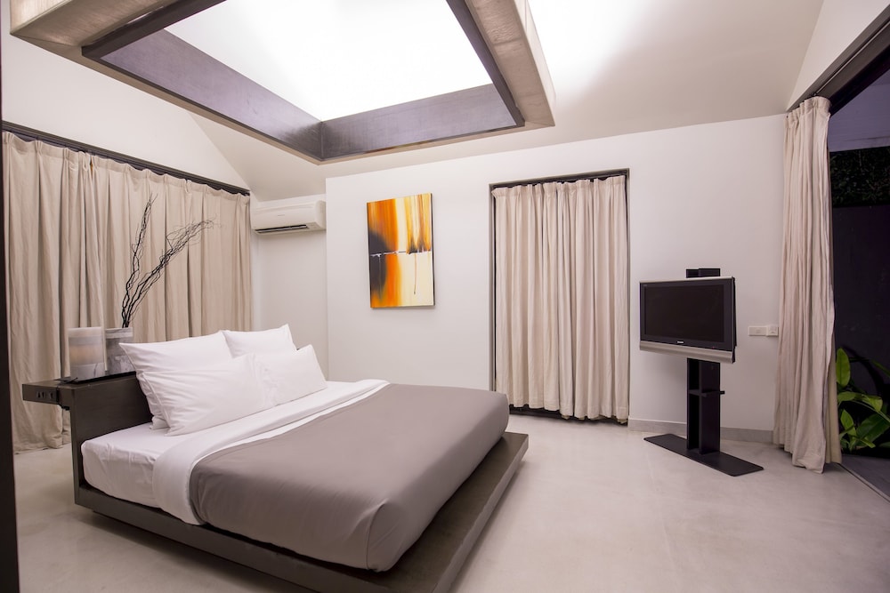 Deluxe Pool Villa Spa with Dip pool and Sauna photo 2