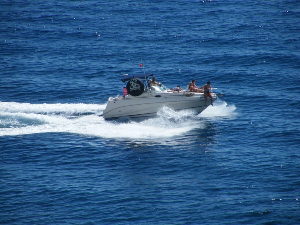Villa photo 2