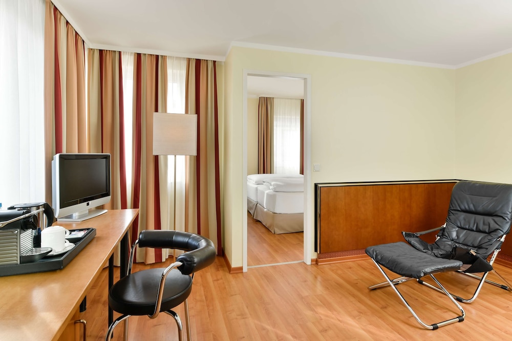 Junior Suite (Extra Bed 3 Adults), photo 6
