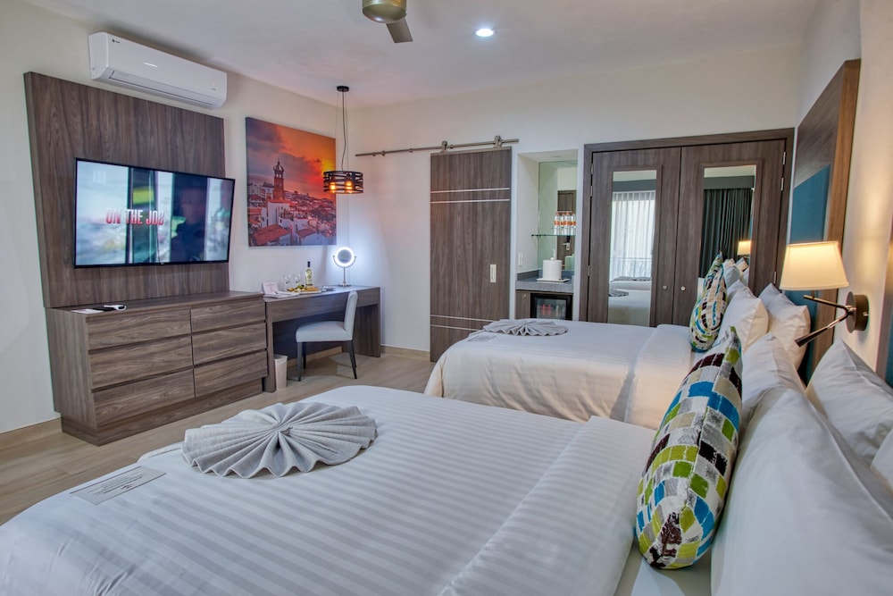 Quadruple Room, Ensuite, Courtyard View (Habitacion Patio) photo 3