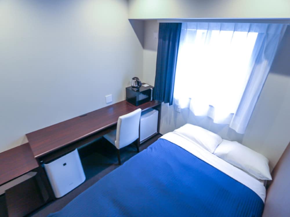 Single Room, Non Smoking photo 3