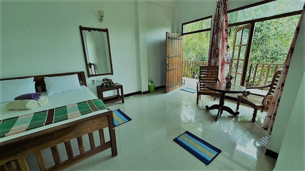Deluxe Doppelzimmer, 1 Kingsize-Bett, Balkon, Teilweise Meerblick
