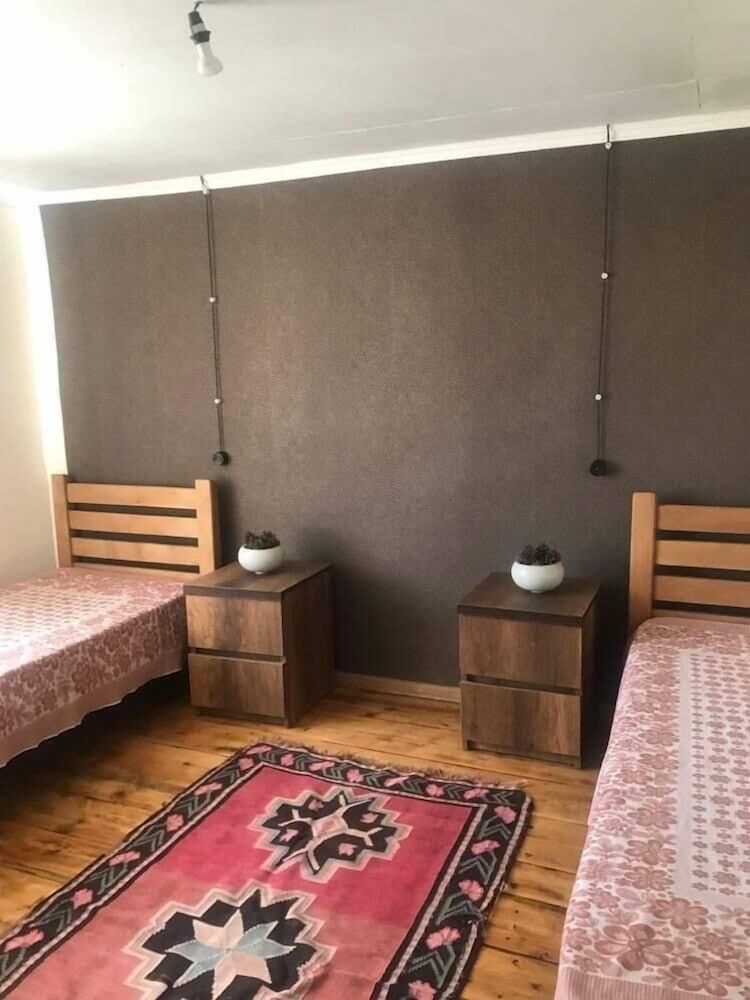 Economy Room photo 1