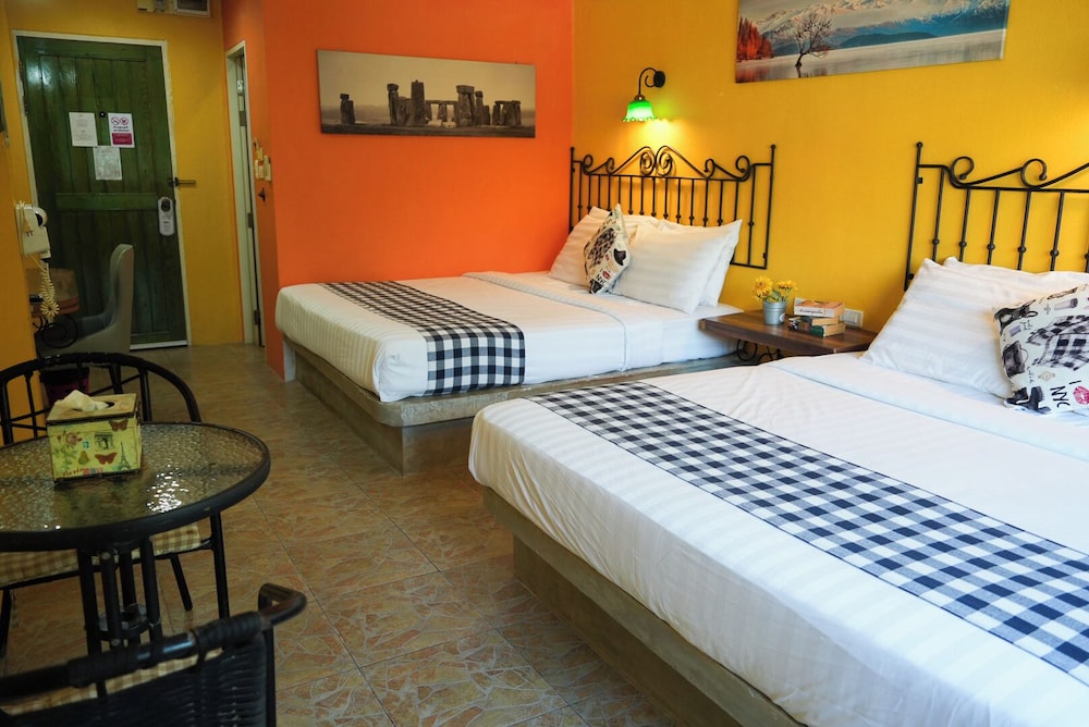 Quadruple Room, 1 Bedroom, Non Smoking photo 1