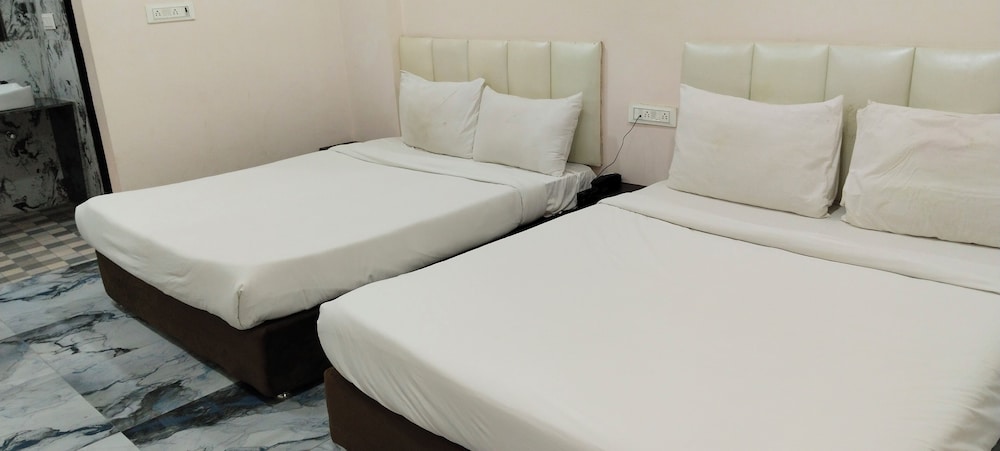 Superior Quadruple Room photo 3