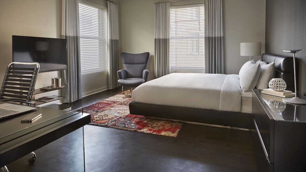 Suite, Multiple Beds (Zetta) - Photo 2