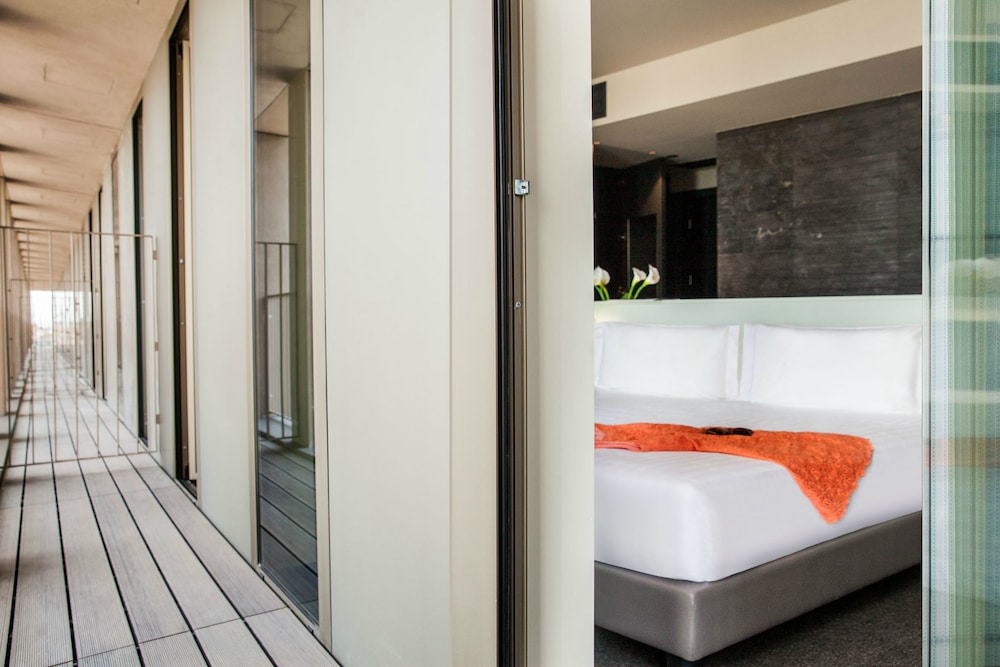 Superior Triple Room, Balcony