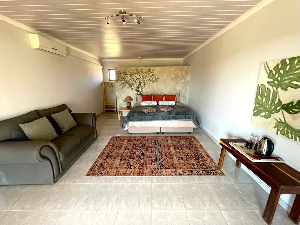 Deluxe Double Room photo 3