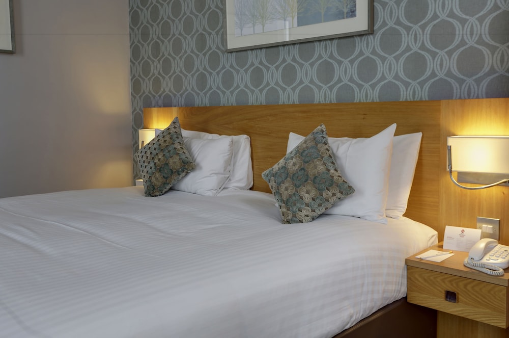 Standard Room, 1 Double Bed, Non Smoking - Photo 6