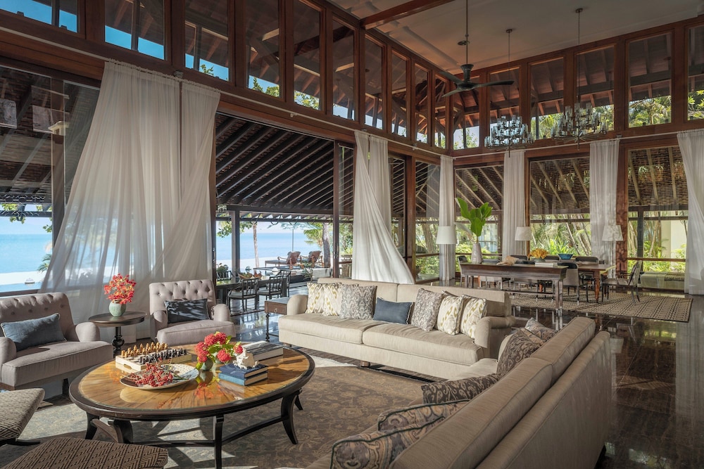 Royal  Villa with Pool