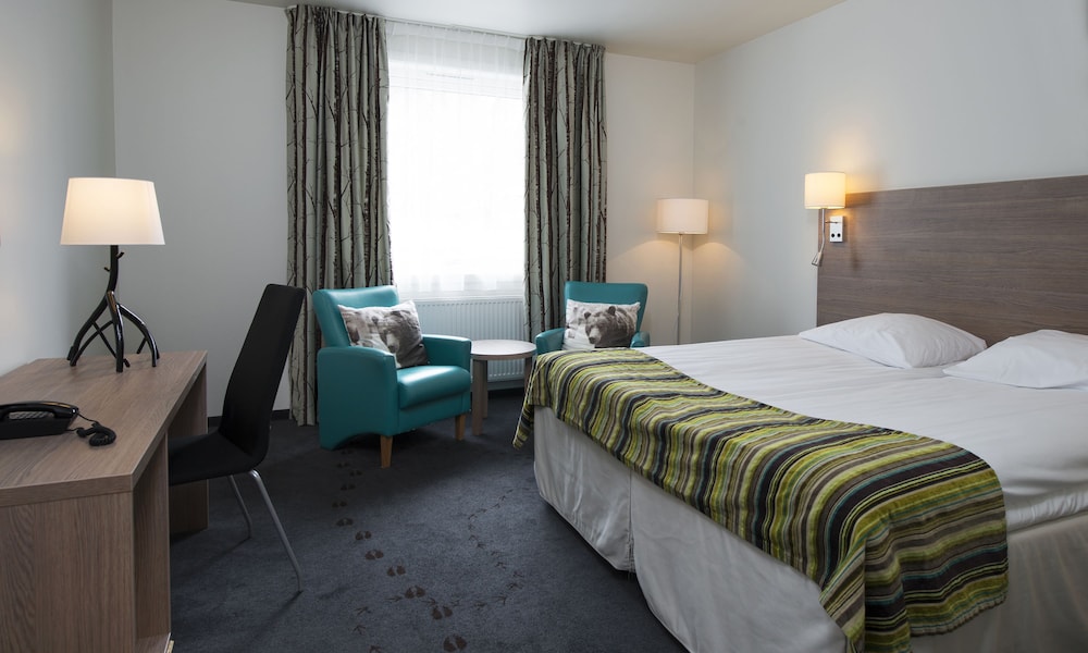 Standard Double Room, Non Smoking - Photo 10