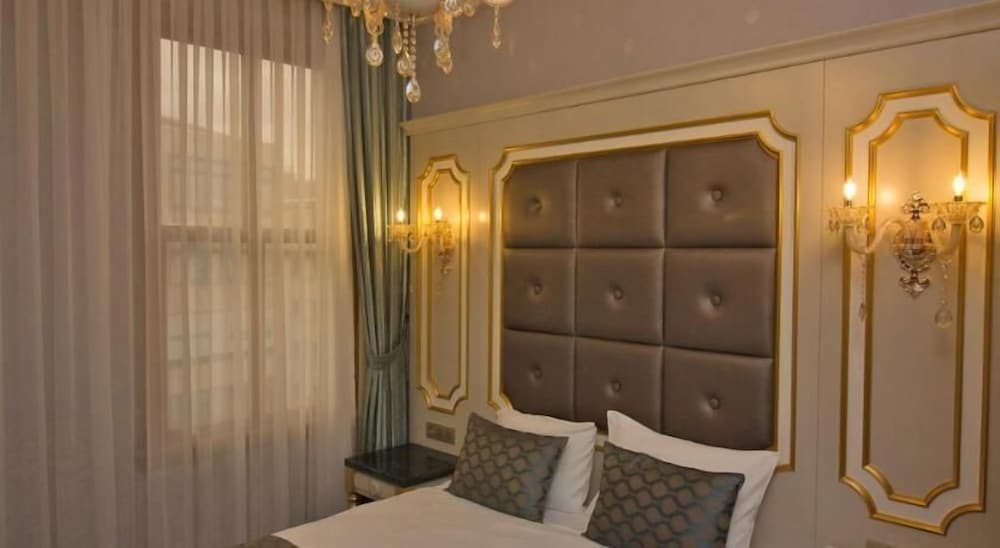 Standard Double Room photo 2