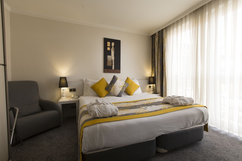 Executive Suite photo 1