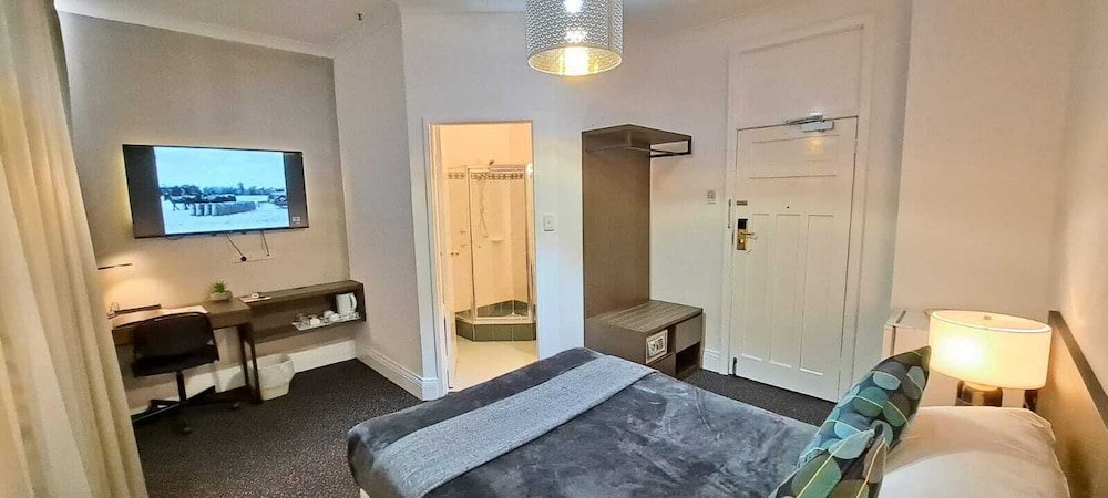 Standard Renovated Double - Photo 4