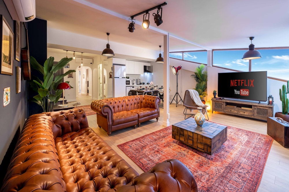 Panoramic Condo, Multiple Beds, Sea View photo 1