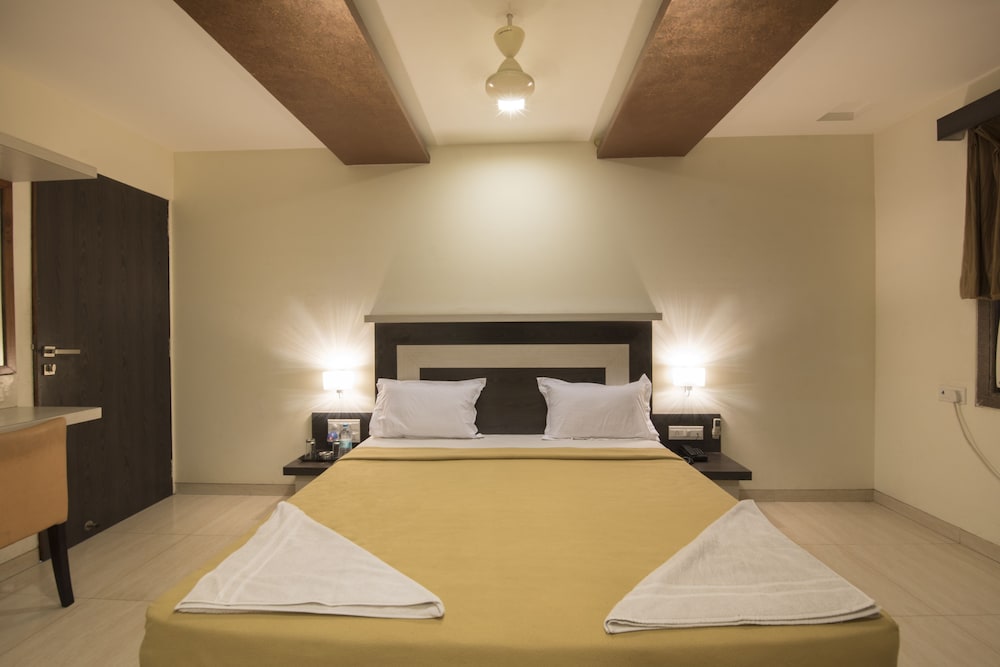 Regency Room photo 1