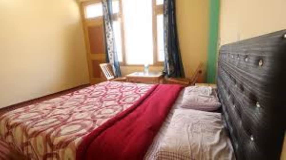 Classic Double Room photo 2