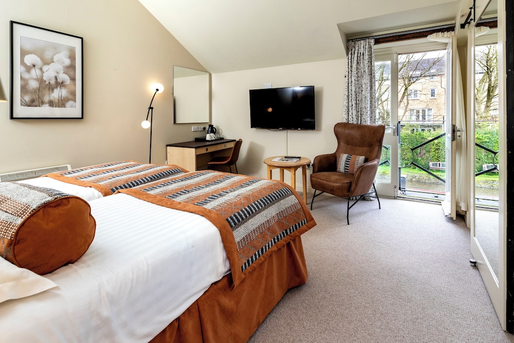 Canal Plus Twin Room