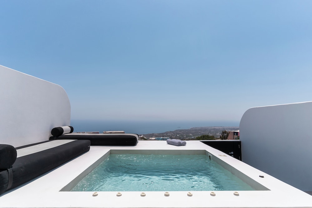 Lagoon Suite with Sea View and Sharing Pool - Photo 8