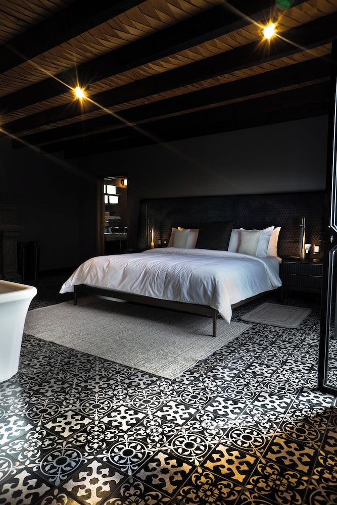 Gallery Suite, Balcony, Courtyard View photo 2