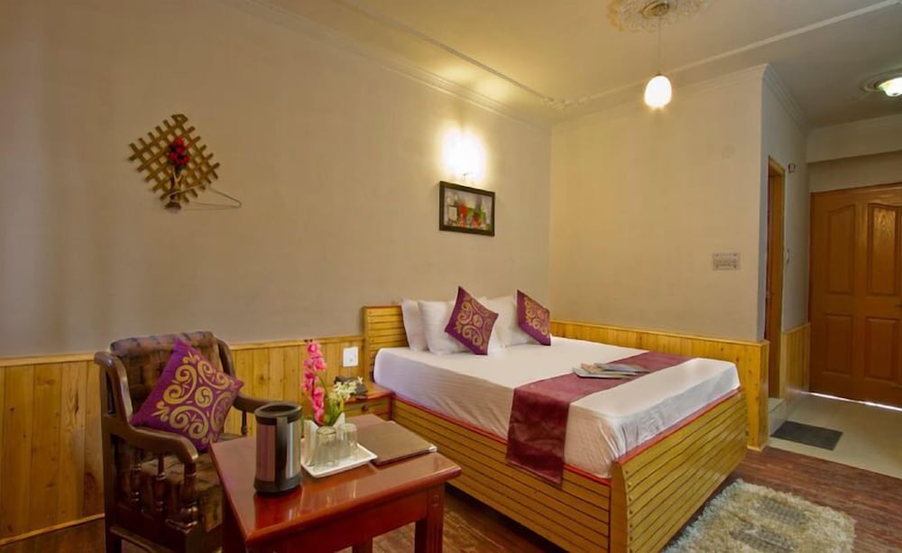 Deluxe Room - Photo 4