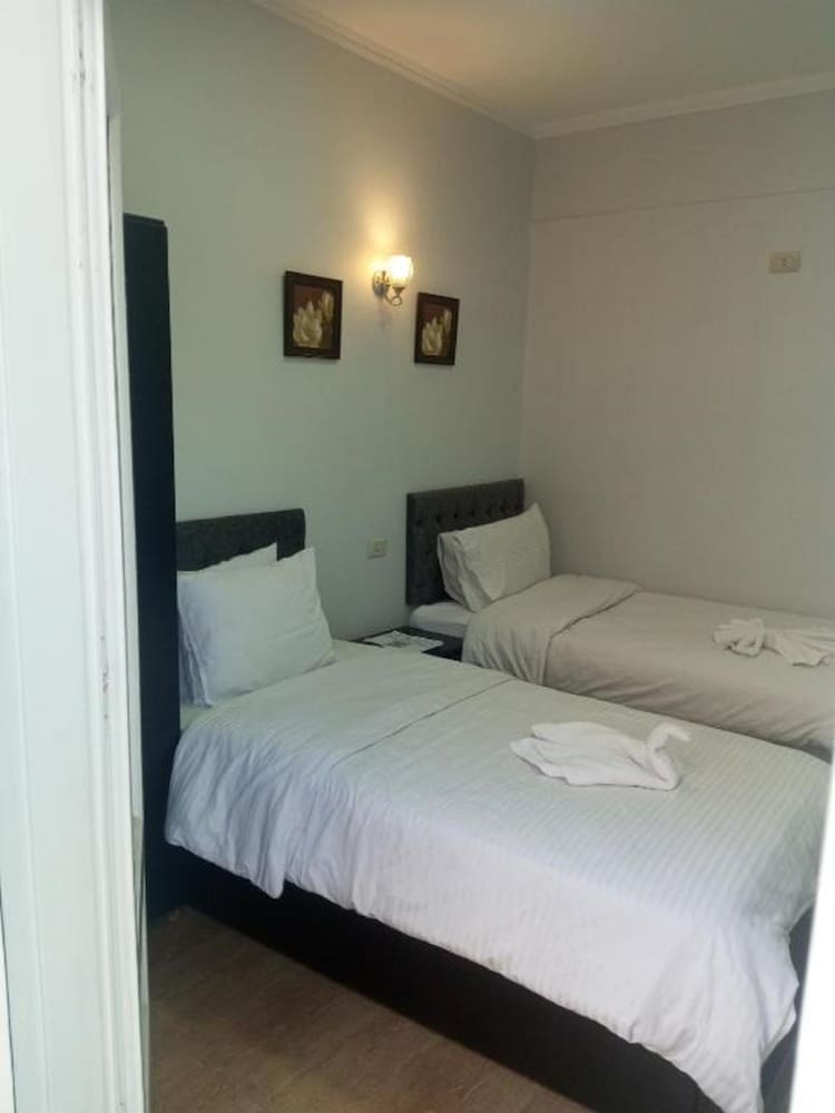 Twin Room, Private Bathroom